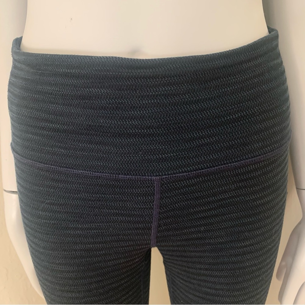 ATHLETA Athletic Tights Leggings Textured Herringbone Pattern Blue - Picture 3 of 16